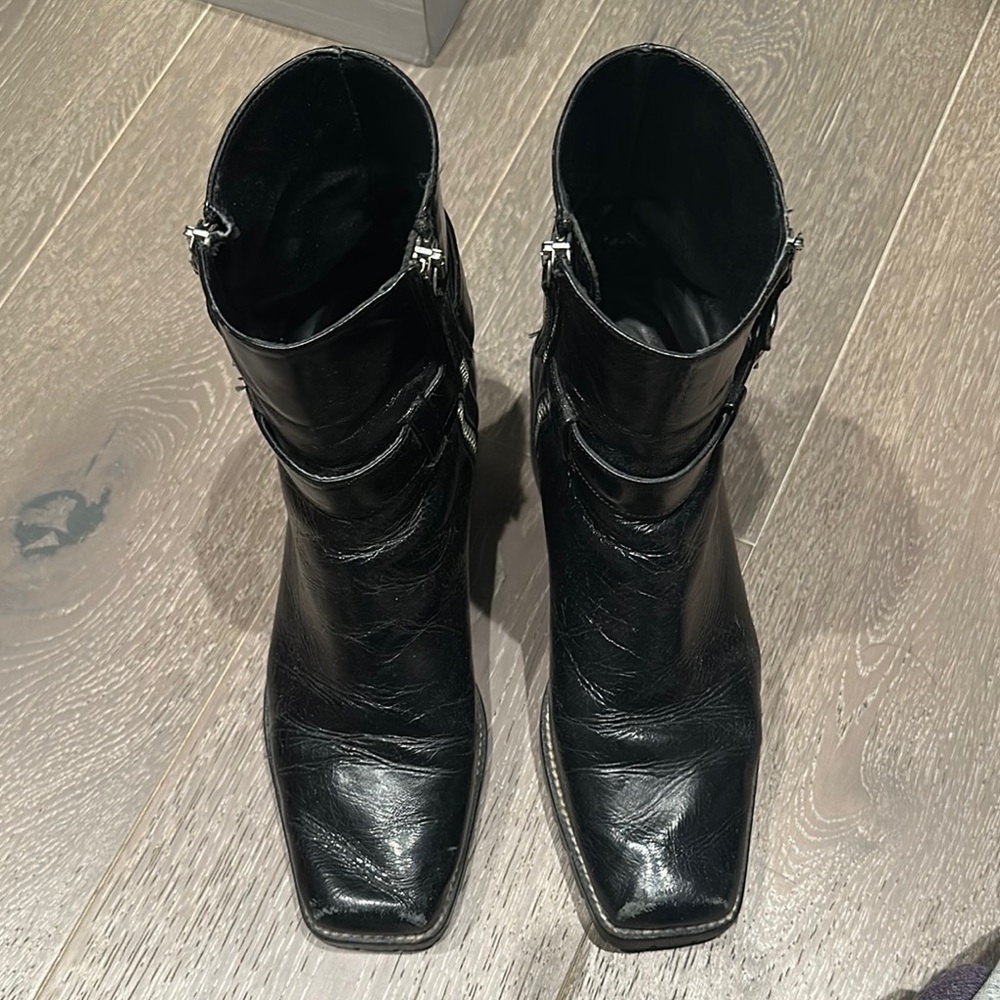 Stylish Black Leather Boots
